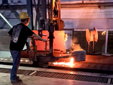 Manipulatur tat-tferrigħ semi-awtomatiku għall-bejgħ